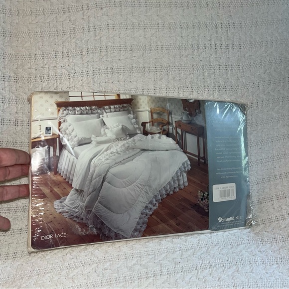Wamsutta x Christian Dior • Dior Lace • Twin Flat Sheet Vintage Combed Cotton - Picture 2 of 7